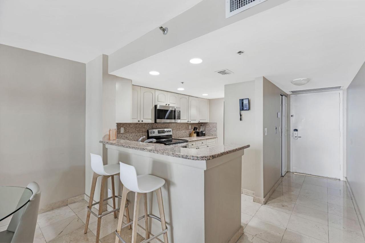 High Rise Comfort With Balcony Doral Exterior foto